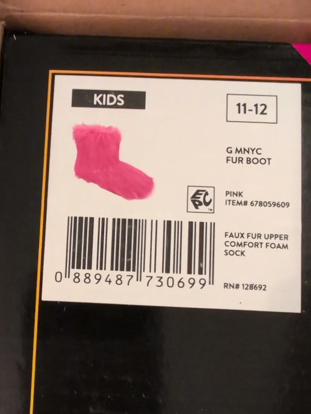 Madden Girls Plush Fuzzy Slip-On Boots Coral Pink Sz 11-12